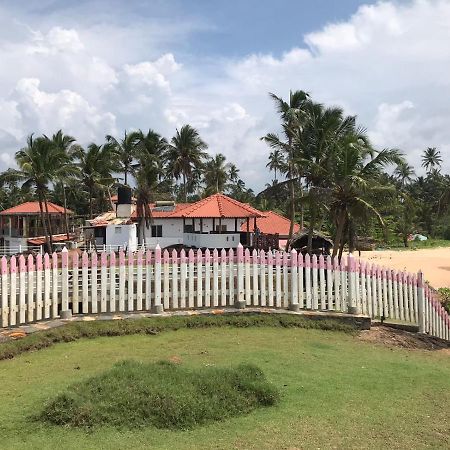 White Villa Resort Ahungalla Bagian luar foto