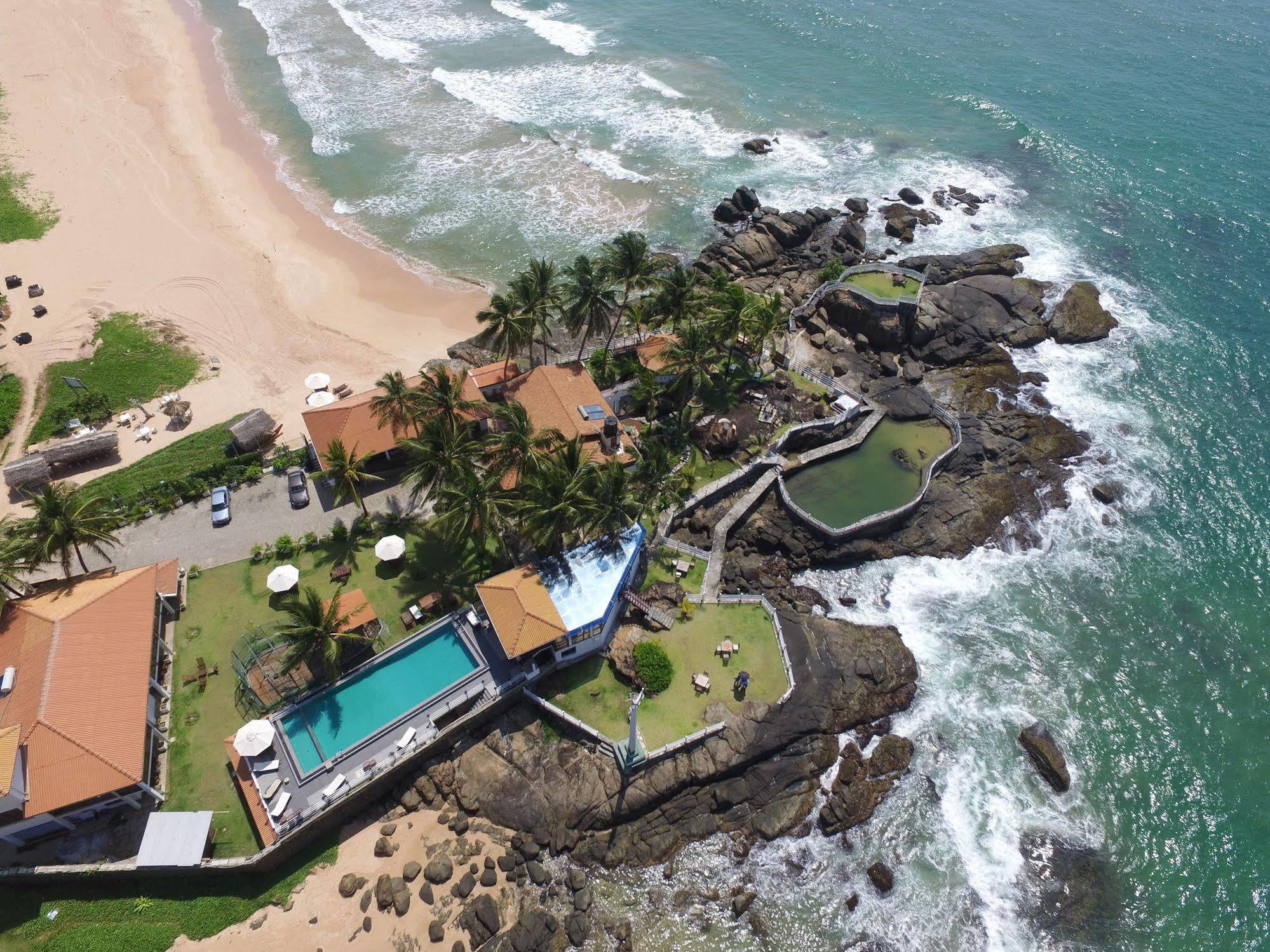 White Villa Resort Ahungalla Bagian luar foto