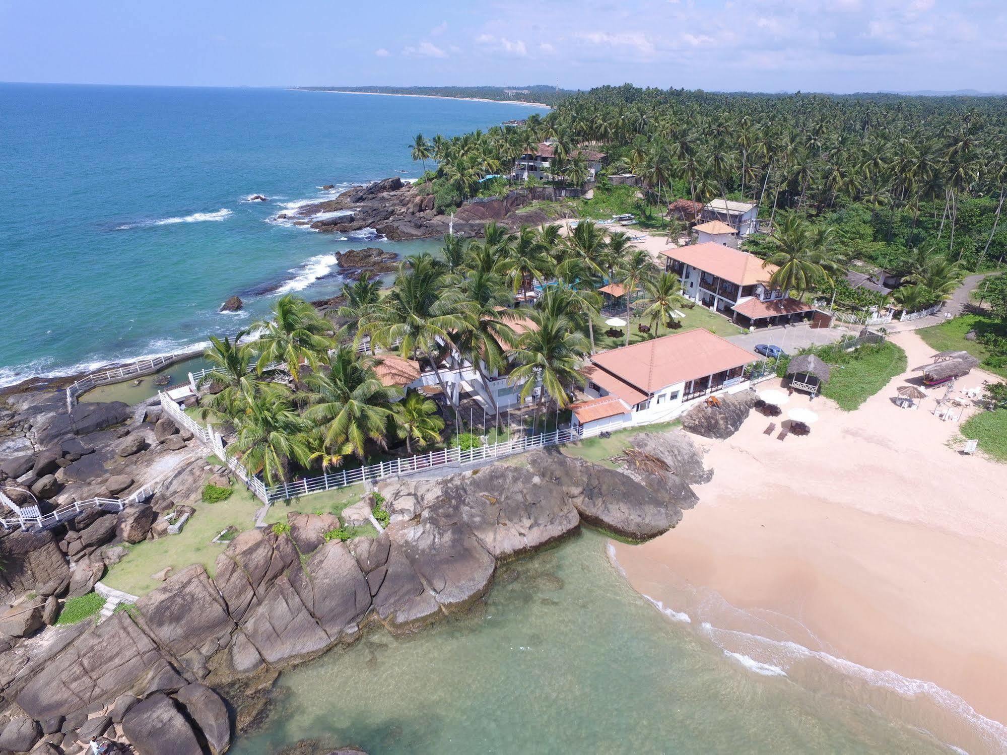 White Villa Resort Ahungalla Bagian luar foto