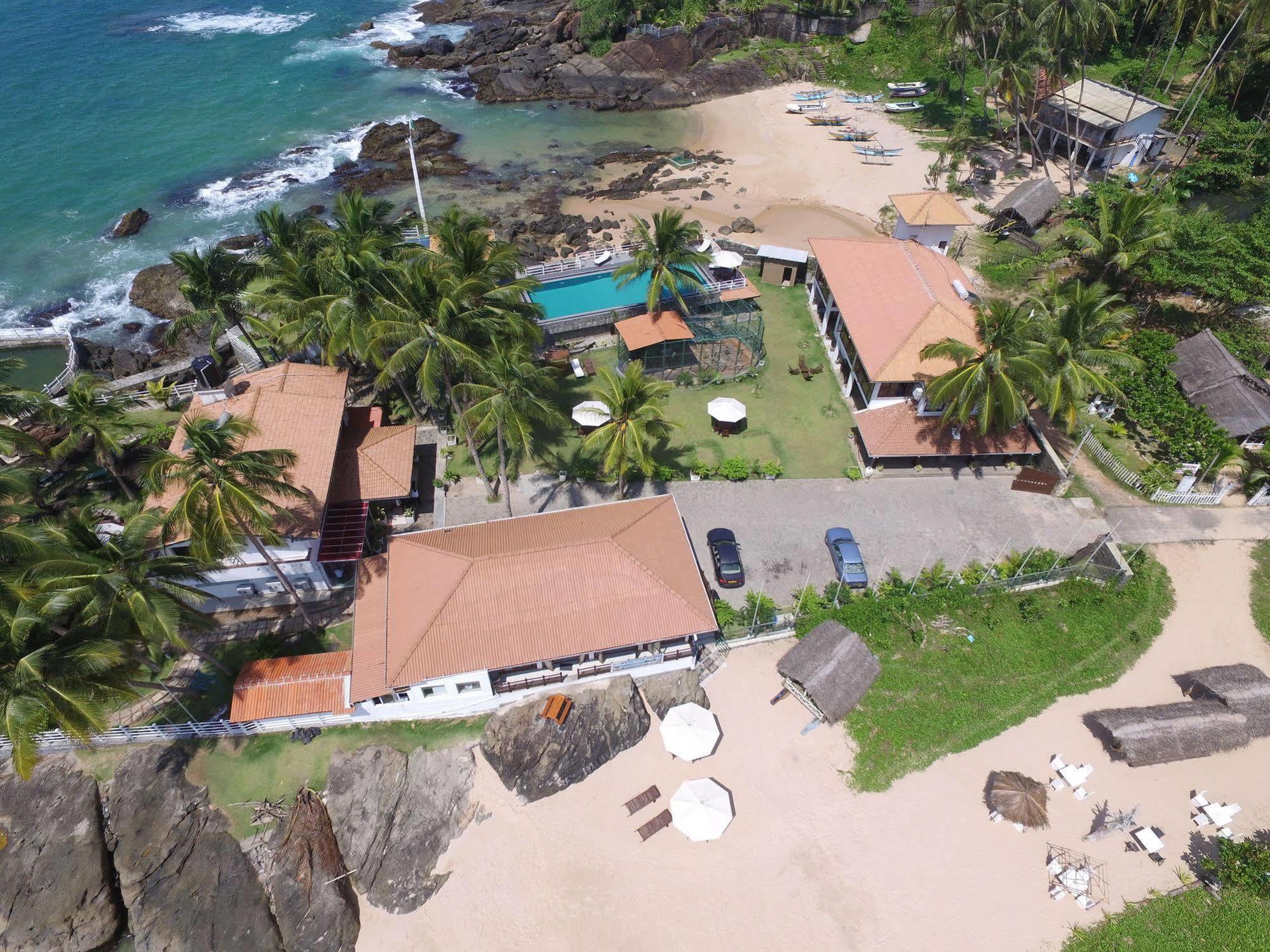 White Villa Resort Ahungalla Bagian luar foto
