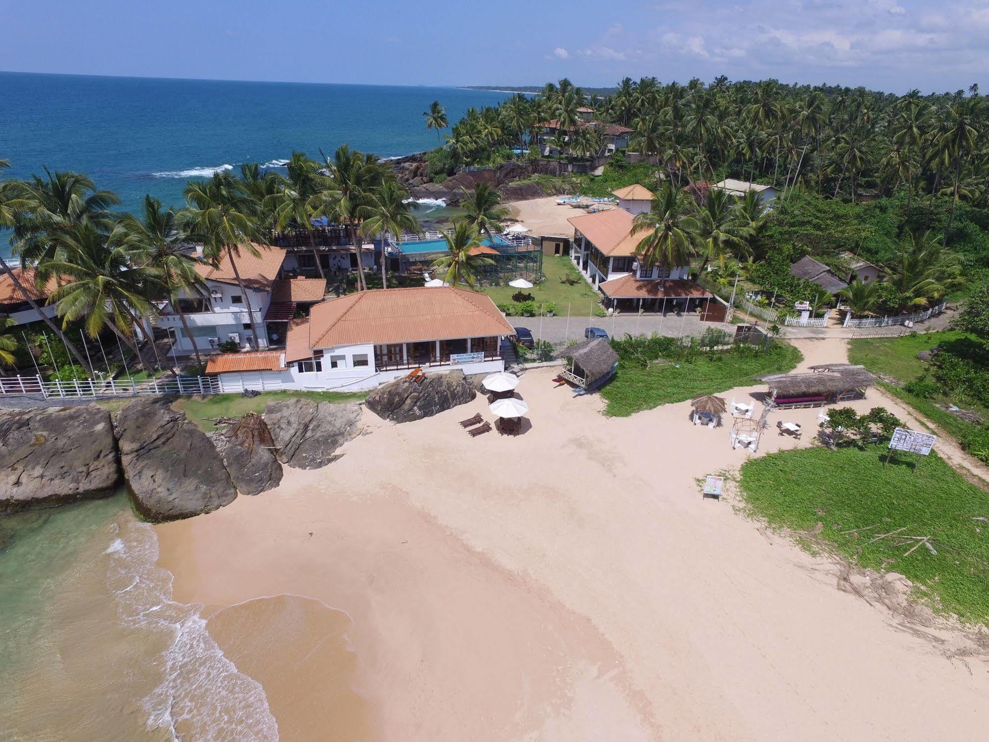 White Villa Resort Ahungalla Bagian luar foto